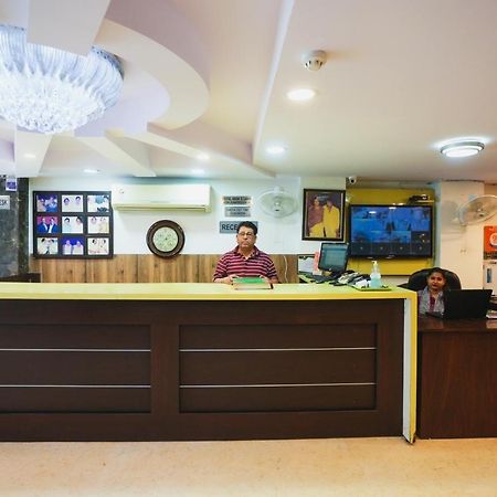 Hotel High 5 Land Дели Экстерьер фото