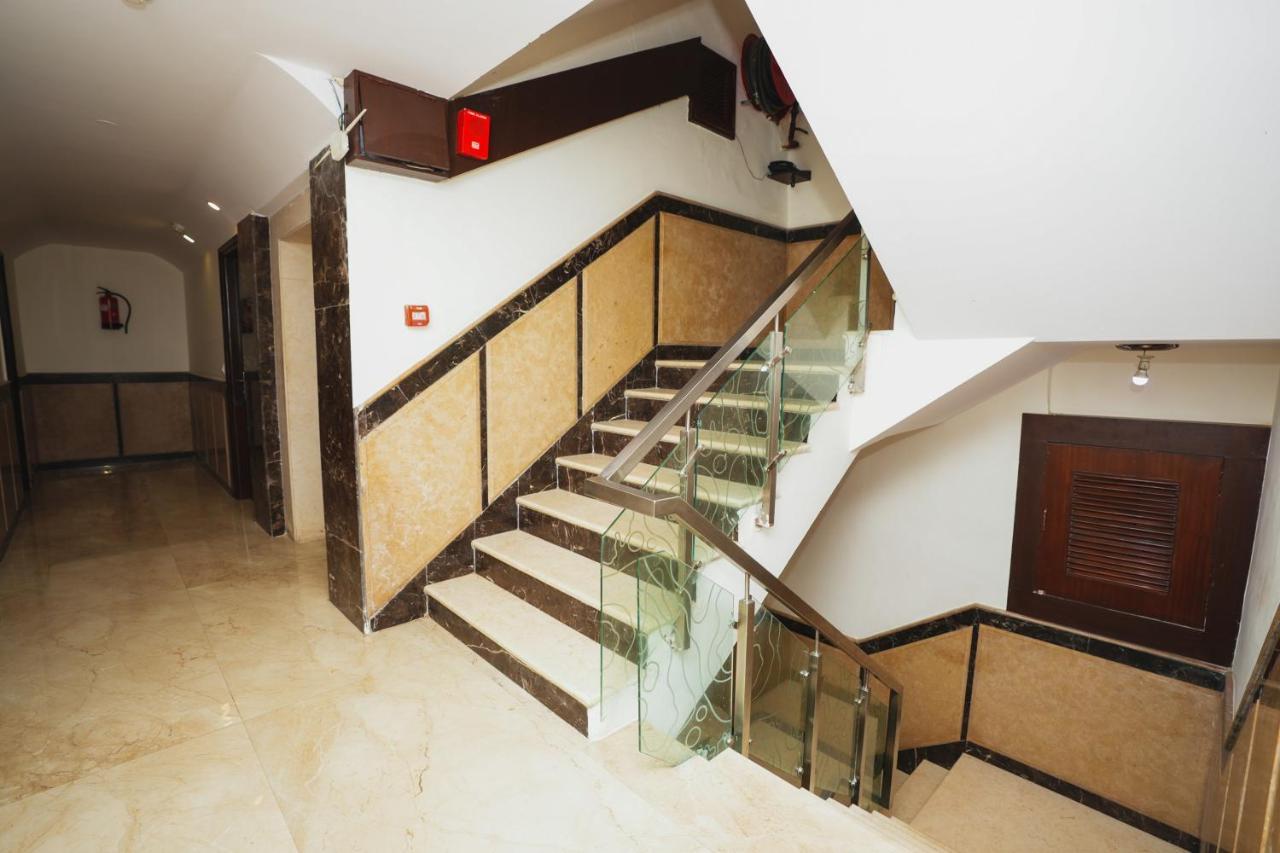 Hotel High 5 Land Дели Экстерьер фото